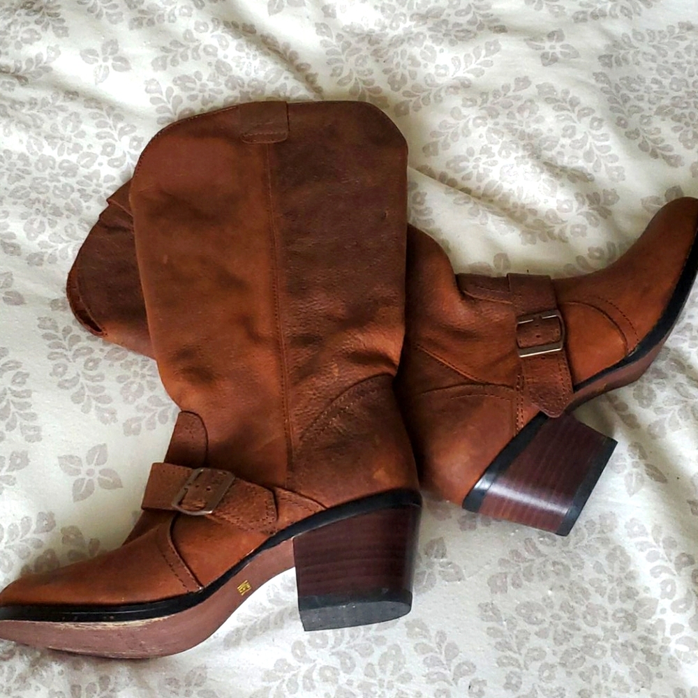Never worn canvas lined leather boots